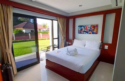 Khanom Hotel | CC Beach Resort