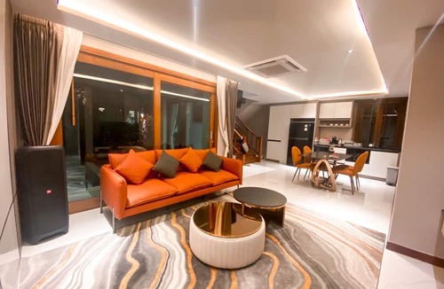 Khanom Hotel | Yotaka Khanom