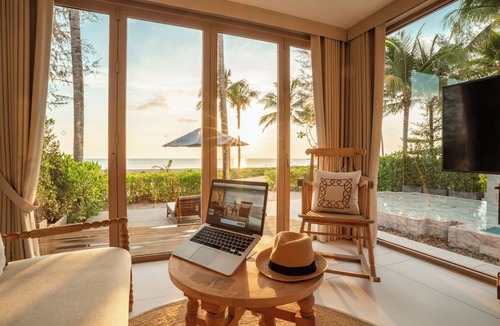 Khuk Khak Beach Hotel | Devasom Khao Lak Beach Resort & Villas