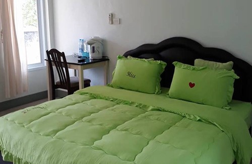 Tha Chang Hotel | Happy House Resort