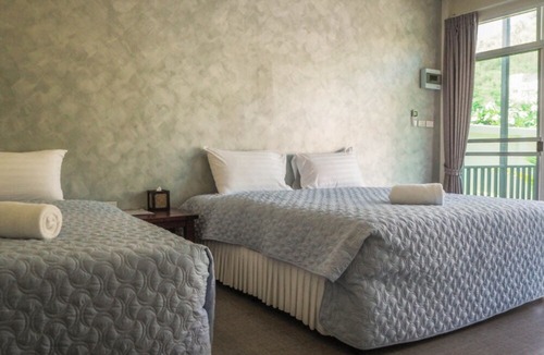 Pranburi Hotel | Mountain View Resort