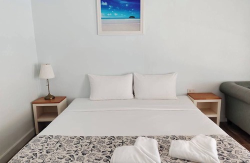 Mai Fat Hotel | Blue Shore Cottage