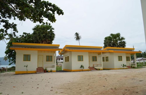 Khanom Hotel | Baan Chomlay Resort