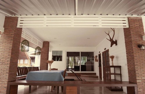 Chachoengsao Hotel | River Breeze