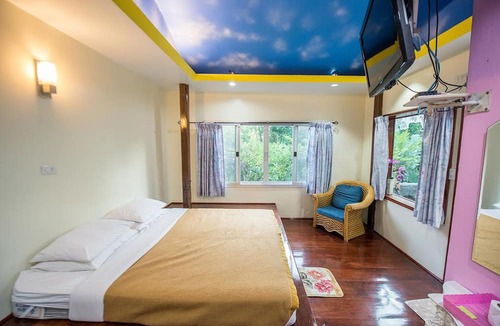Sarika Hotel | Poomvarin Resort