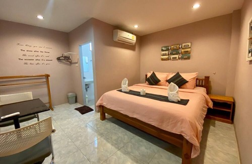Haad Rin House | Richmond Guesthouse