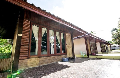 Nakhon Thai Hotel | Eve ka Amp Resort