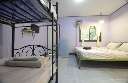 Wang Nam Khiao Hotel | Phuzai Kaew Resort
