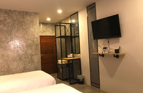 Phetchaburi Hotel | Pimchanok Resort