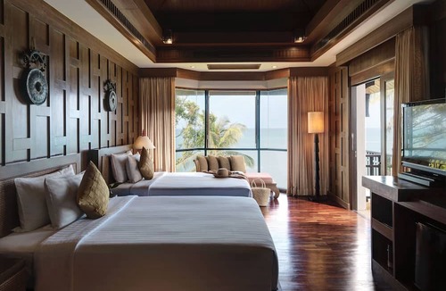 Ko Lanta Hotel | Rawi Warin Resort and Spa