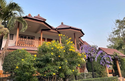 Tha Khoei Hotel | Ruen Sam Ran Resort