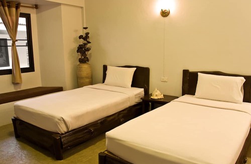 Mai Fat Hotel | Pakmeng Resort
