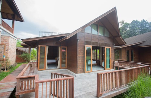 Makham Tia Hotel | Rice Farm Villa Suratthani