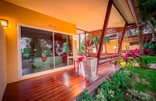 Song Phi Nong Hotel | Lemon Chalet Kaeng Krachan Resort