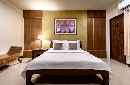 Phichit Hotel | Fahluang Residence
