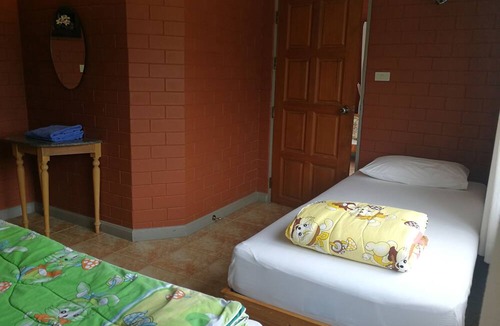 Wang Nam Khiao Hotel | Phupreugsa Resort