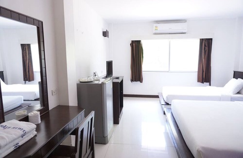 Chumphon Hotel | Sri Chumphon Hotel
