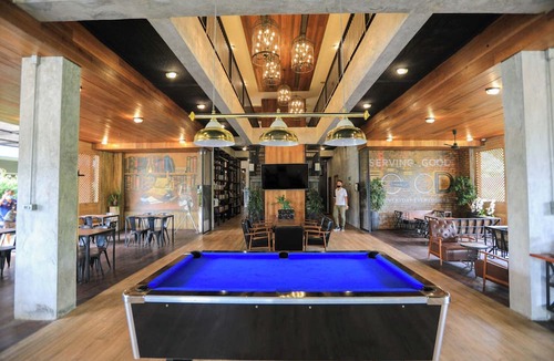Satun Hostel | The Chic Lipe - Hostel