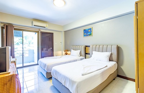 Lat Krabang Hotel | Silver Gold Garden Suvarnabhumi Airport