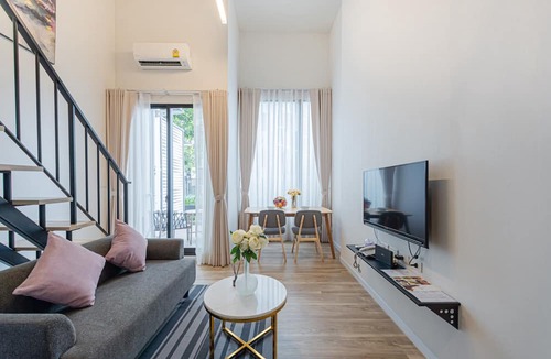 Khanna Yao Hotel | SureStay by Best Western Bangkok Ramintra