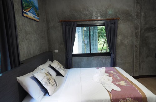 Kamlon House | Baan Keree Thara Khiri Wong