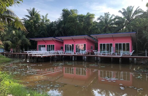 Pak Khlong Hotel | Bua Villa