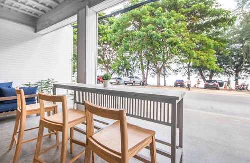 Cha-am Hotel | Mimi & Jim Co-living Space