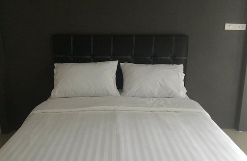 Nakhon Si Thammarat Hotel | Loftel at Nakhon