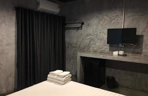 Nakhon Si Thammarat Hotel | Loftel at Nakhon