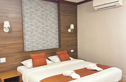 Khuan Khanun Hotel | Lenoi Buri