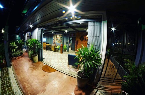 Pak Nam Hostel | Talardkao Balcony Krabi - Hostel