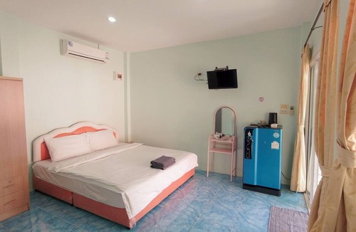 Tha Thaewawong Resort | Koniix Maiyok Resort Ko Sichang