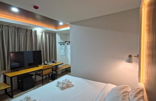 Thong Sala Hotel | SANDB Hotel