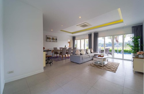 Hin Lek Fai Villa | Pool Villa Black Mountain Hua Hin BM30
