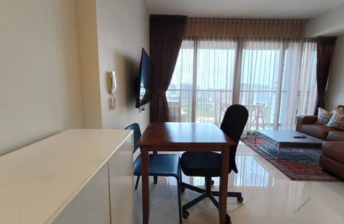 North Pattaya Apartment | Zire Wongamat - 1 bedroom Condo with Partial Seaview