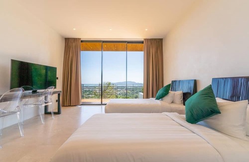 Chalong Villa | Stunning Views - Villa Maan Ingfah VMI1