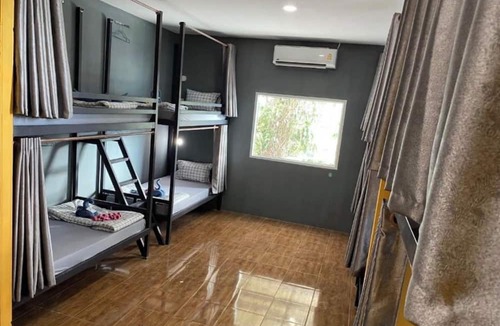 Ko Phi Phi Hostel | The View Hostel