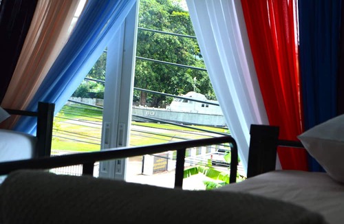 Khuekkhak Hostel | Burmese Corner