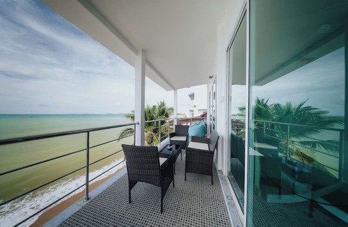 Ban Chang Villa | Phaladise Beach Villa at Phala Beach, Ban Chang