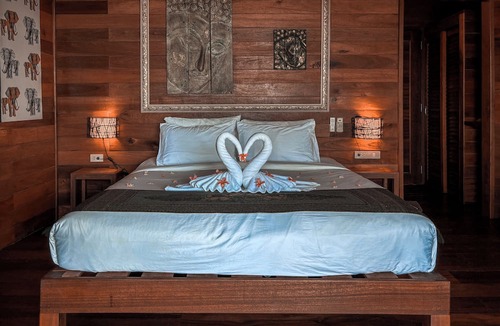 Satun Hotel | Ten Moons Lipe Resort