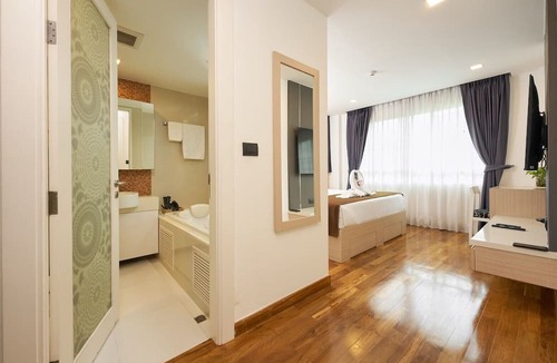 Sukhumvit Hotel | Shine Thonglor
