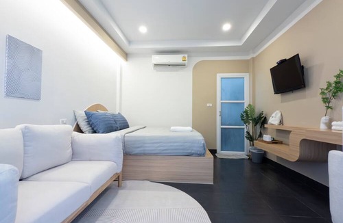 Nong Prue Hotel | The Seathru Kohlarn