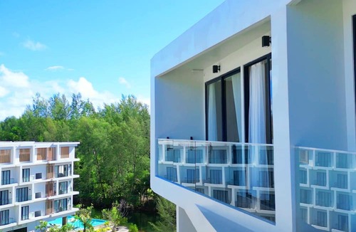 Choeng Thale Hotel | Laya Suites & Residences