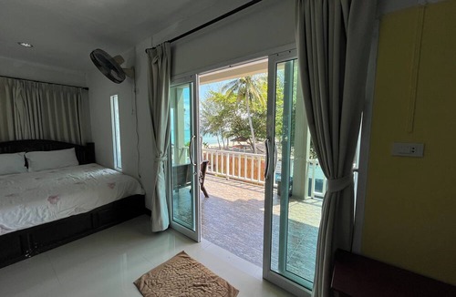 Tha Sala Hotel | Tharadol Beach Resort