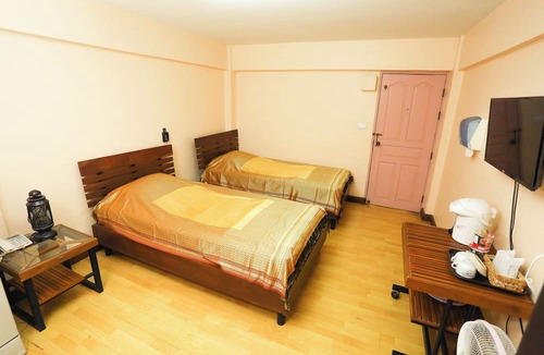 Khanna Yao Hotel | Pjr Chateau