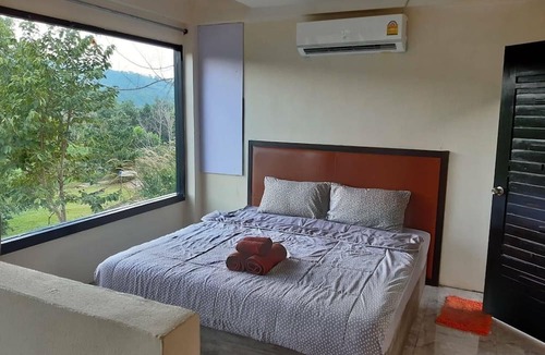 Lat Bua Khao Hotel | The Resort Phu Fah Chai Nam