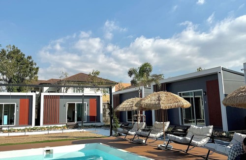 Bang Ramat Hotel | D Glamor Resort