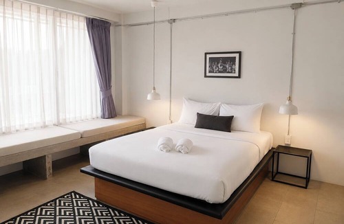 Nuea Khlong Hotel | Palmari Boutique Hotel