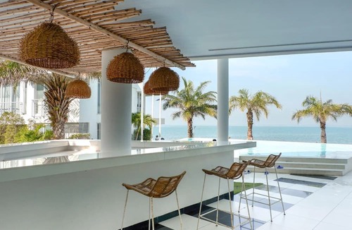 Na Chom Thian Apartment | Ocean Beachfront Smart Unit