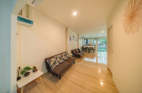 Ban Chang Hotel | GAO Phala beachfront hostel & pool villa